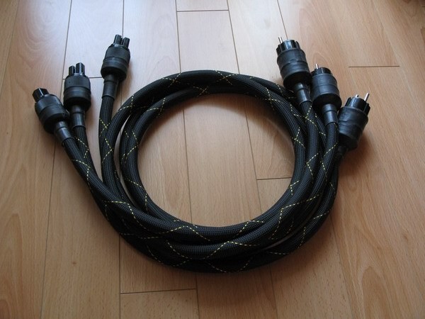 Cable Secteur Delta Sigma Main Power_3_redimensionner.jpg