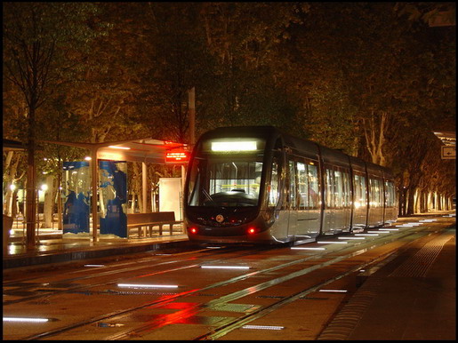 TRAM bordeaux.jpg