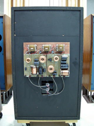 jbl43441.jpg