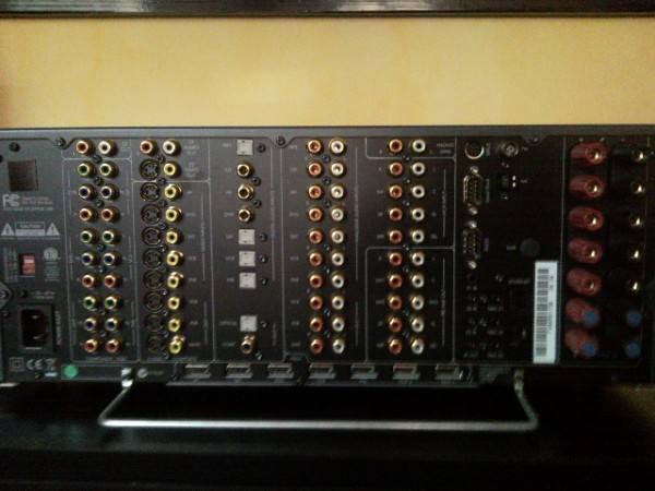 AVR600 arriere.jpg